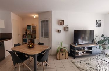 Apartment 3 rooms of 55 sq m in Nîmes (30000)