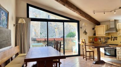 House 4 rooms of 98 m² in Villedieu (84110)