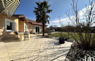 Maison 7 pièces de 154 m² à Montagnat (01250)