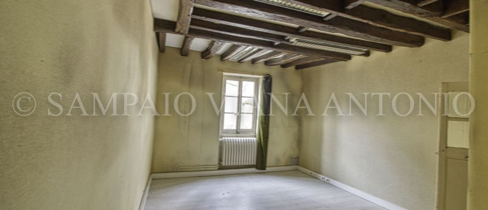 Building in Pithiviers (45300) of 213 m²