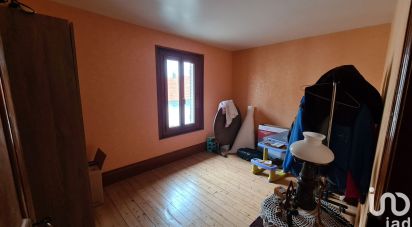 House 4 rooms of 106 m² in Glannes (51300)
