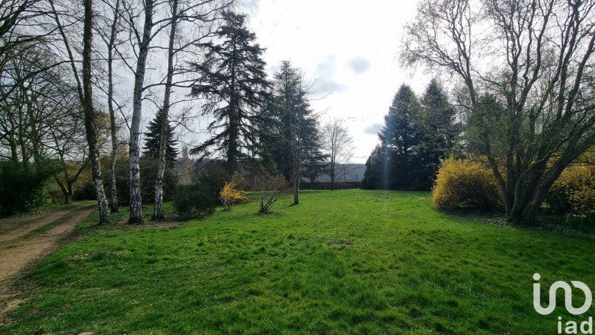 Terrain de 1 821 m² à Dampierre-en-Yvelines (78720)