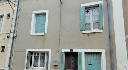 Maison 3 pièces de 104 m² à Saint-Gaultier (36800)