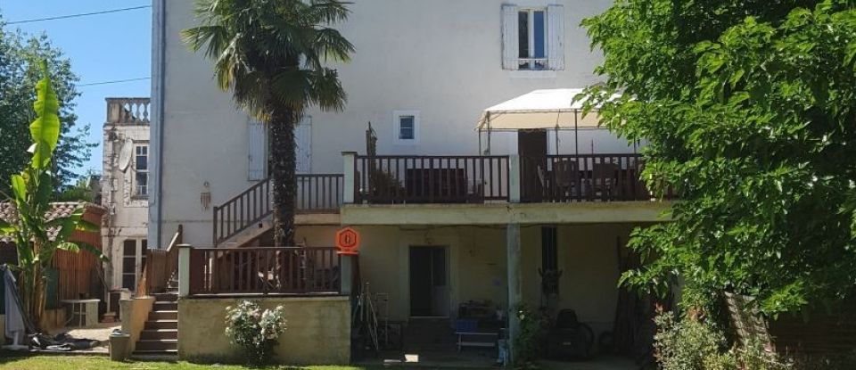 Maison 6 pièces de 275 m² à Siorac-en-Périgord (24170)