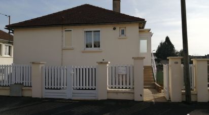 House 4 rooms of 75 m² in Margny-lès-Compiègne (60280)