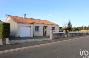 House 3 rooms of 85 m² in NEUVY-EN-MAUGES (49120)