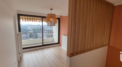 Appartement 4 pièces de 89 m² à Talence (33400)