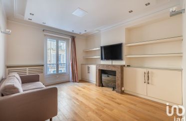 Appartement 3 pièces de 42 m² à Paris (75017)