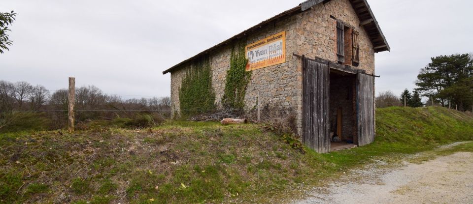 Grange 2 pièces de 100 m² à Sauviat-sur-Vige (87400)