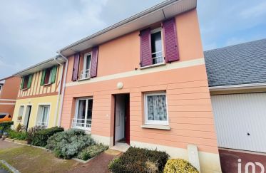 House 4 rooms of 83 m² in Beuzeville (27210)