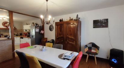Maison traditionnelle 7 pièces de 168 m² à Cressat (23140)
