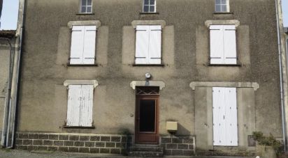 House 4 rooms of 106 m² in Azay-sur-Thouet (79130)