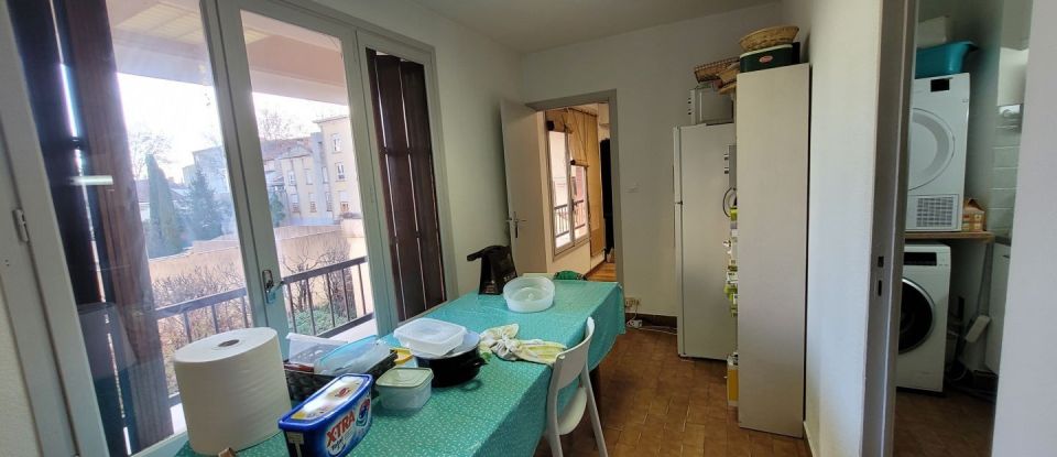 Appartement 4 pièces de 110 m² à Avignon (84000)