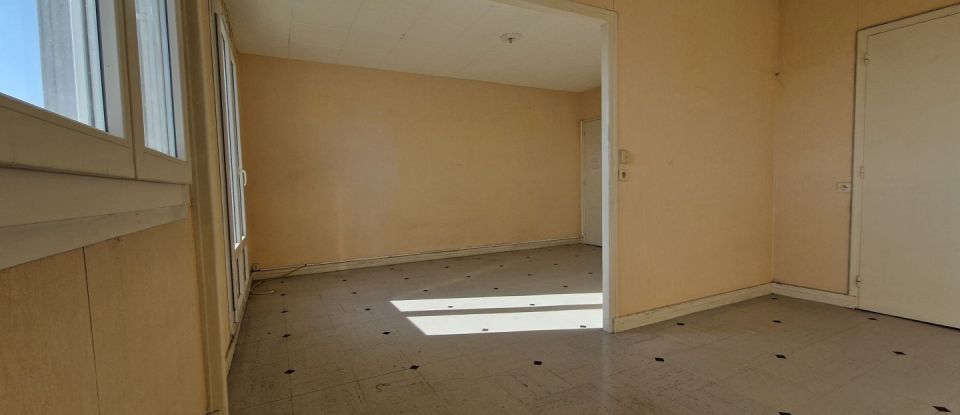 Apartment 4 rooms of 62 m² in La Chapelle-Saint-Luc (10600)