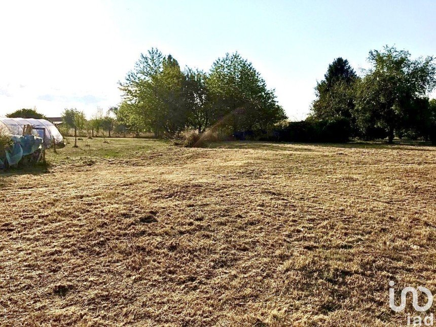 Terrain de 966 m² à Fouchères (89150)