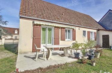 Maison 4 pièces de 72 m² à Bessay-sur-Allier (03340)