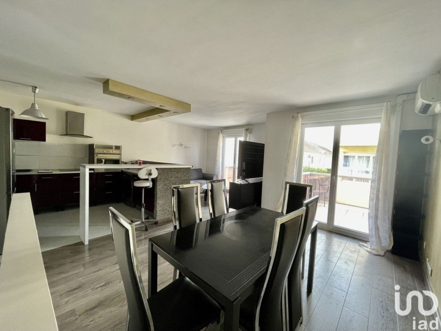 Apartment 2 rooms of 54 m² in Roissy-en-Brie (77680)