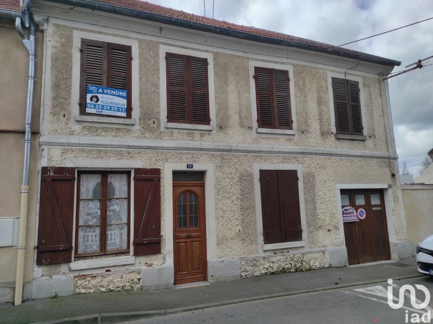 Maison 8 pièces de 160 m² à Fère-en-Tardenois (02130)