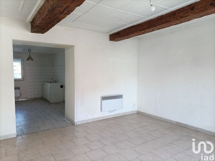 Maison de village 3 pièces de 81 m² à Caumont-sur-Durance (84510)