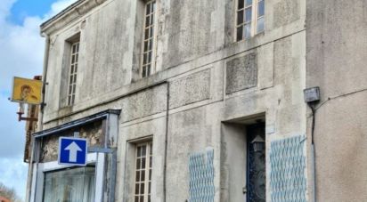 Maison 6 pièces de 167 m² à Saint-Martin-des-Noyers (85140)