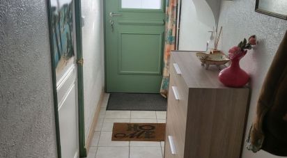 House 5 rooms of 99 m² in Rochefort (17300)
