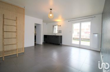Apartment 1 room of 30 m² in Ozoir-la-Ferrière (77330)