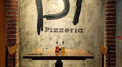 Pizzeria of 55 m² in Fontainebleau (77300)
