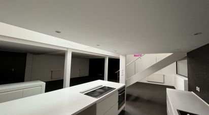 Apartment 4 rooms of 122 sq m in Quimper (29000)