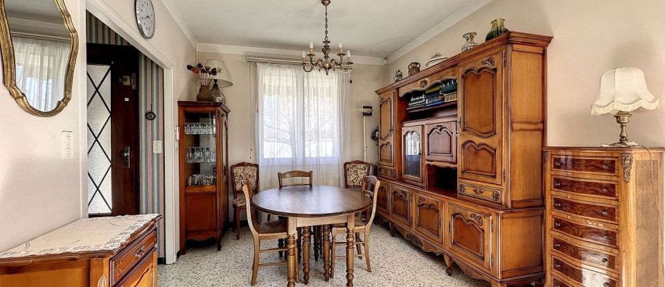 Traditional house 6 rooms of 149 m² in Manduel (30129)