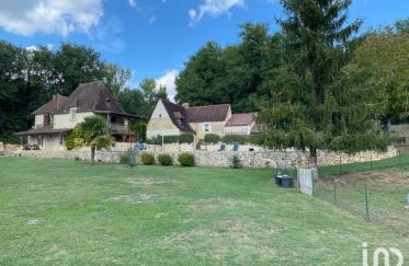 House 9 rooms of 350 m² in Les Eyzies-de-Tayac-Sireuil (24620)