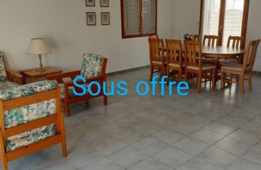 Maison 5 pièces de 90 m² à Sainte-Marie (66470)