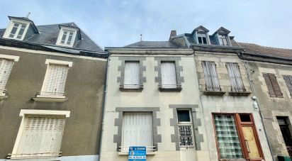 Maison 6 pièces de 154 m² à Chénérailles (23130)