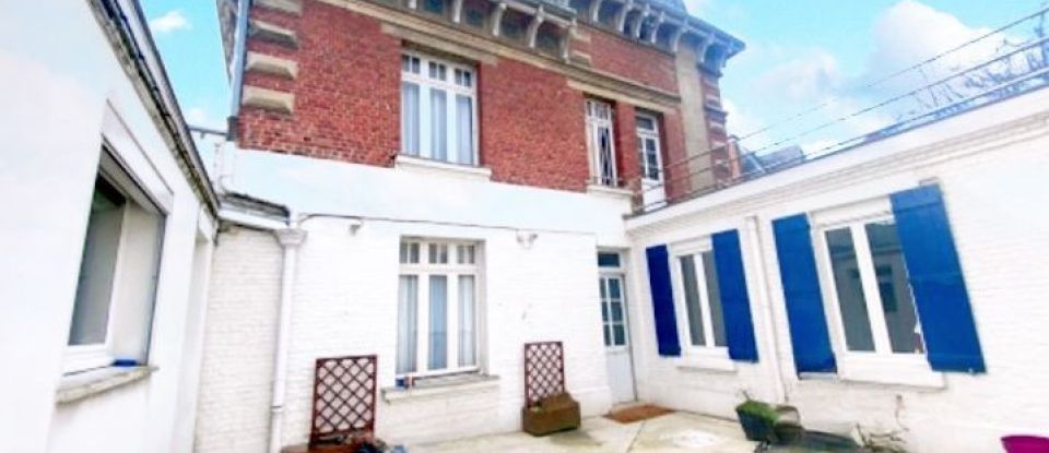 Maison 7 pièces de 263 m² à Saint-Quentin (02100)