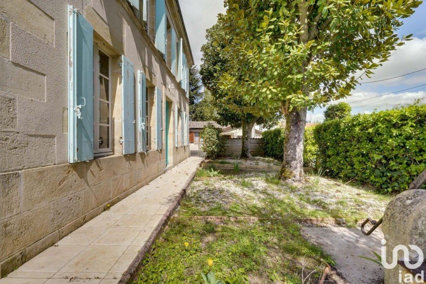 Maison 6 pièces de 350 m² à Gironde-sur-Dropt (33190)
