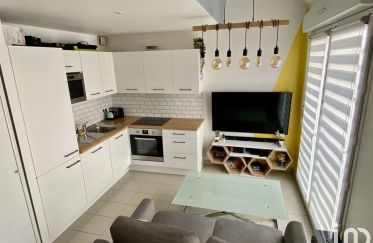 Apartment 2 rooms of 30 m² in Pontault-Combault (77340)
