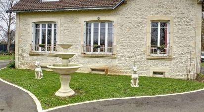 House 4 rooms of 184 m² in Frontenay-Rohan-Rohan (79270)