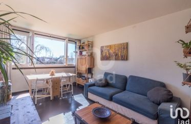 Appartement 2 pièces de 43 m² à Carrières-sur-Seine (78420)