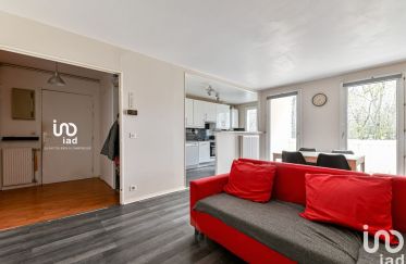Apartment 3 rooms of 62 m² in Élancourt (78990)