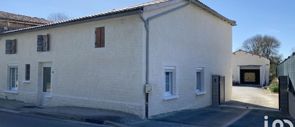 Maison 5 pièces de 160 m² à Fontaines-d'Ozillac (17500)