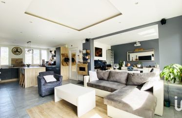 Appartement 4 pièces de 88 m² à Oullins (69600)