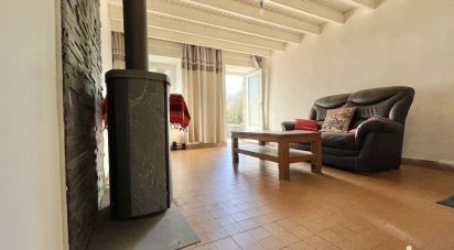 House 2 rooms of 66 m² in Montcuit (50490)