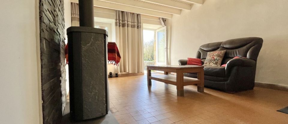 House 2 rooms of 66 m² in Montcuit (50490)