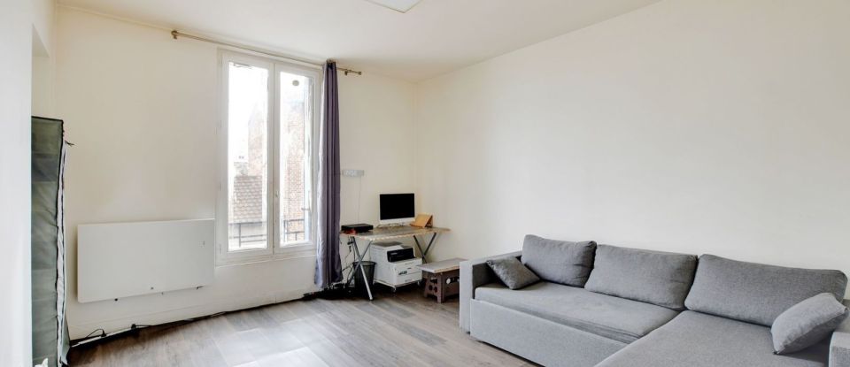 Building in Montreuil (93100) of 240 m²