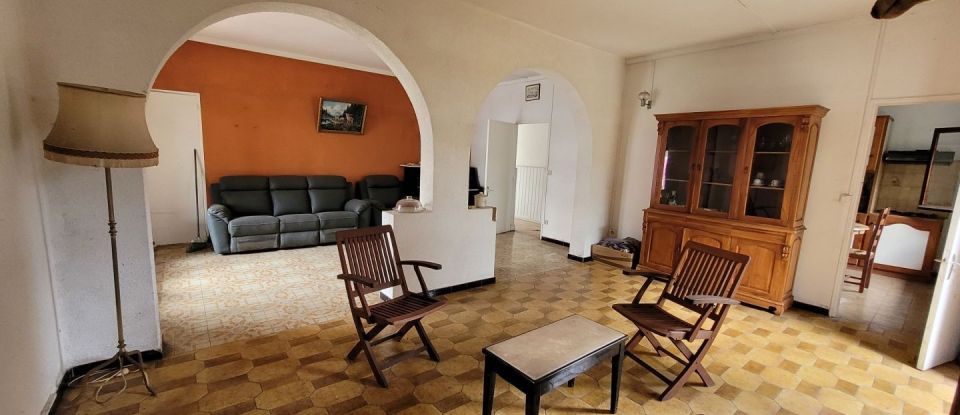 House 7 rooms of 165 m² in RAVINE-DES-CABRIS (97432)