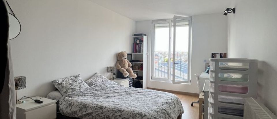 Apartment 3 rooms of 68 m² in Reims (51100)