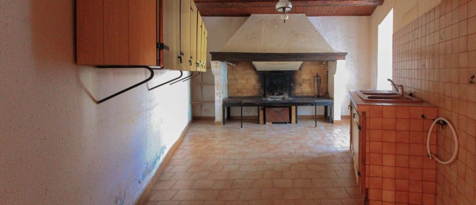 Village house 4 rooms of 113 m² in Fons-sur-Lussan (30580)