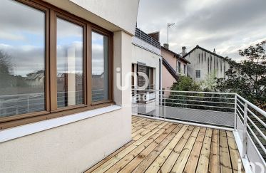 Apartment 3 rooms of 50 m² in Pontault-Combault (77340)