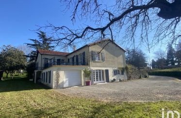 Maison 6 pièces de 309 m² à Châtillon-sur-Thouet (79200)
