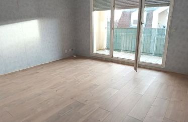 Apartment 2 rooms of 33 m² in Chevilly-Larue (94550)