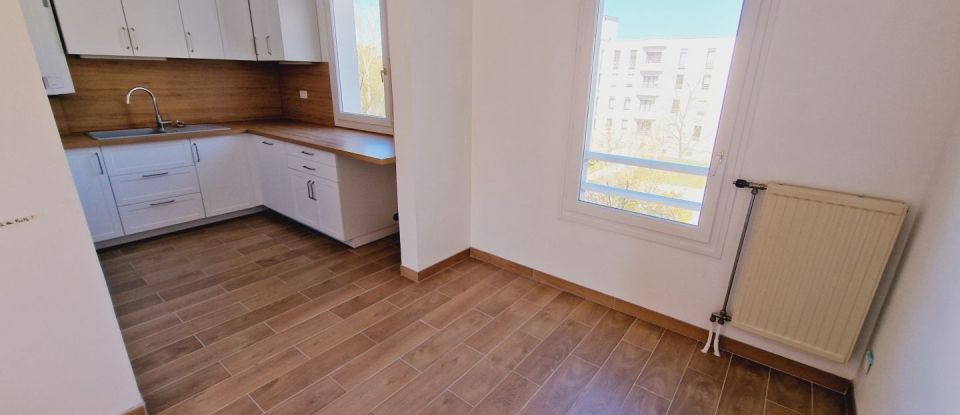 Appartement 4 pièces de 82 m² à Nancy (54000)